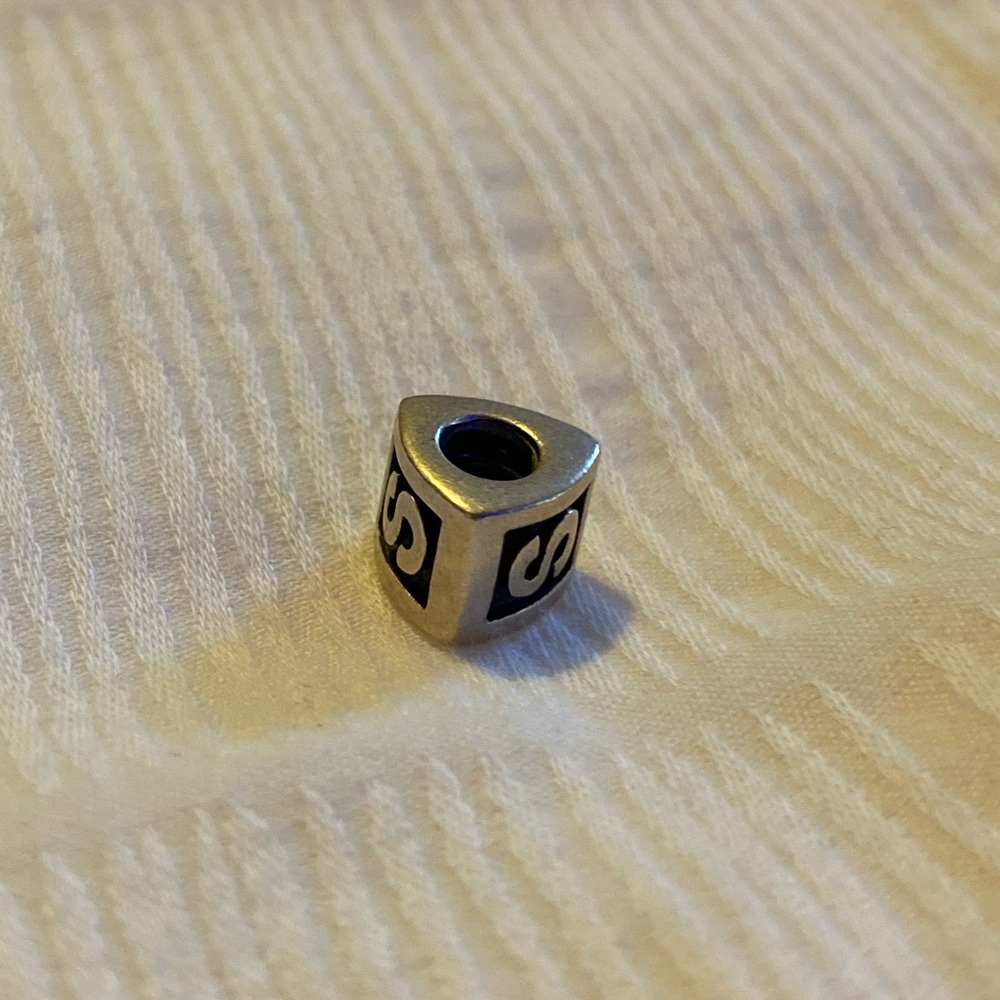 Pandora S Charm